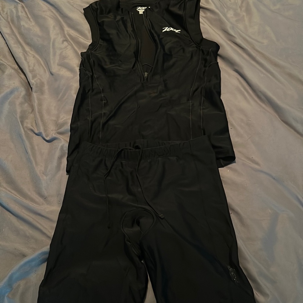 Size S zoot triathlon kit- excellent used condition